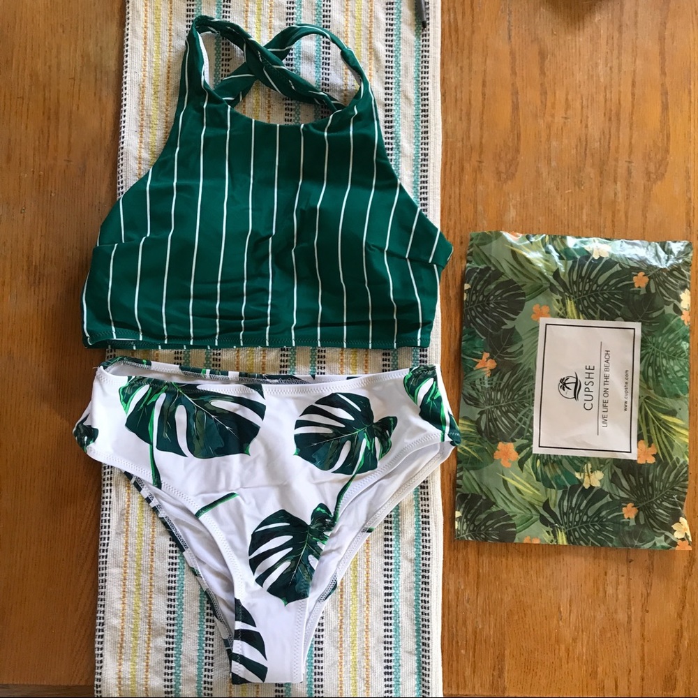 Cupshe high neck cross back bikini *NEVER WORN*